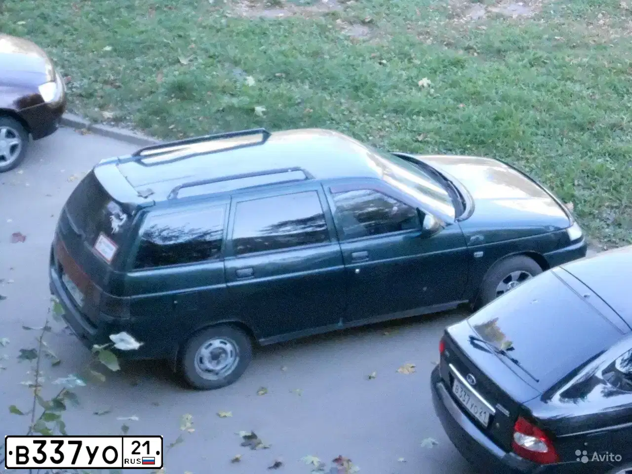 Фото автомобиля LADA 2172 PRIORA, 2010 — госномер М214ЕТ21. Цвет: СИНЕ-ЧЕРНЫЙ