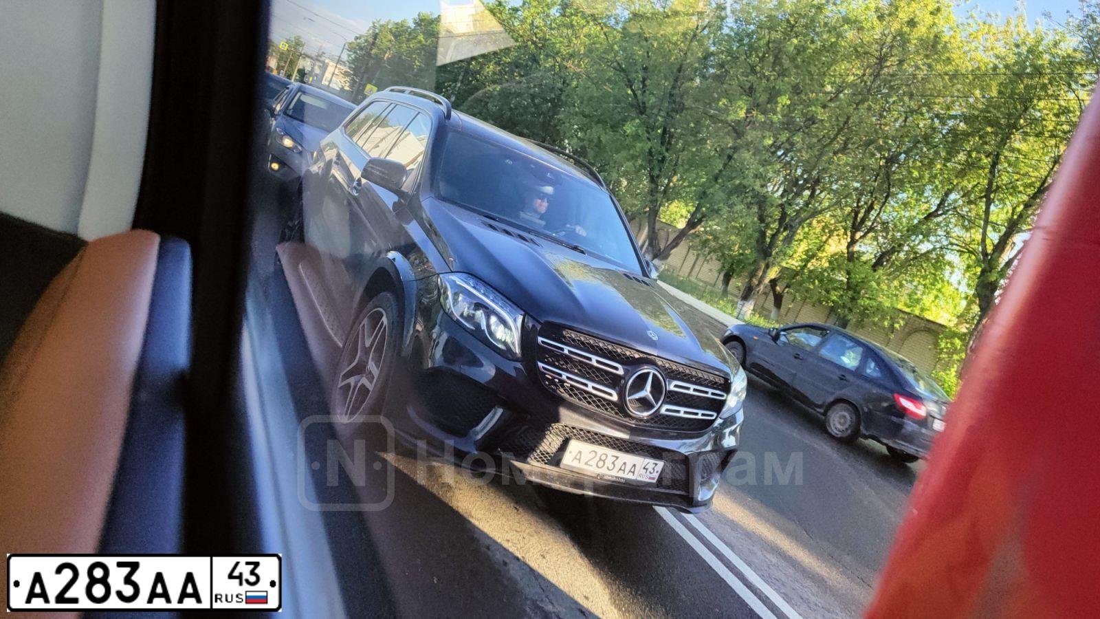 Фото автомобиля AUDI Q7, 2007 — госномер А517СО43. Цвет: ЧЕРНЫЙ