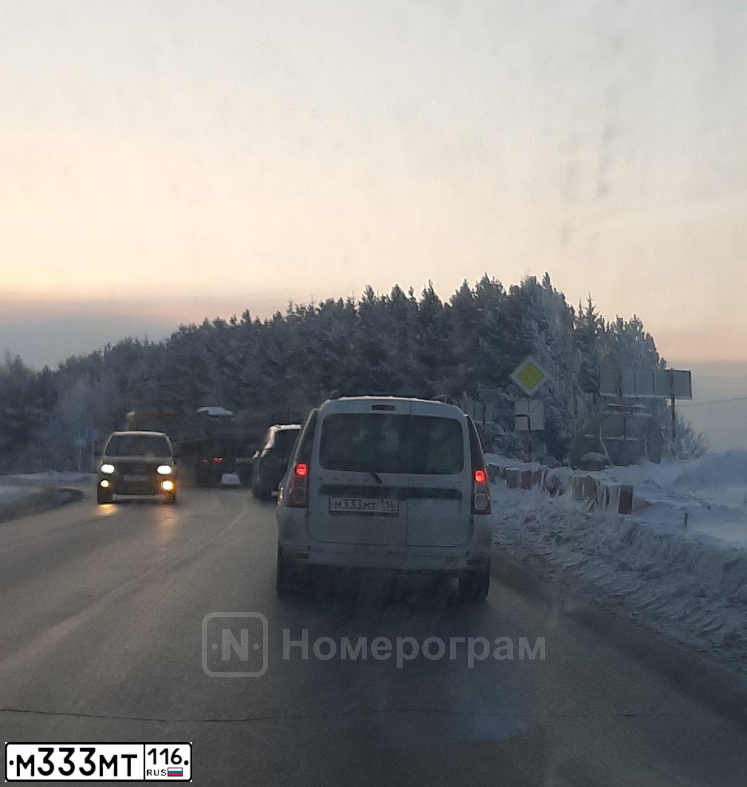 Фото автомобиля TOYOTA COROLLA, 2014 — госномер В315НЕ716. Цвет: БЕЛЫЙ