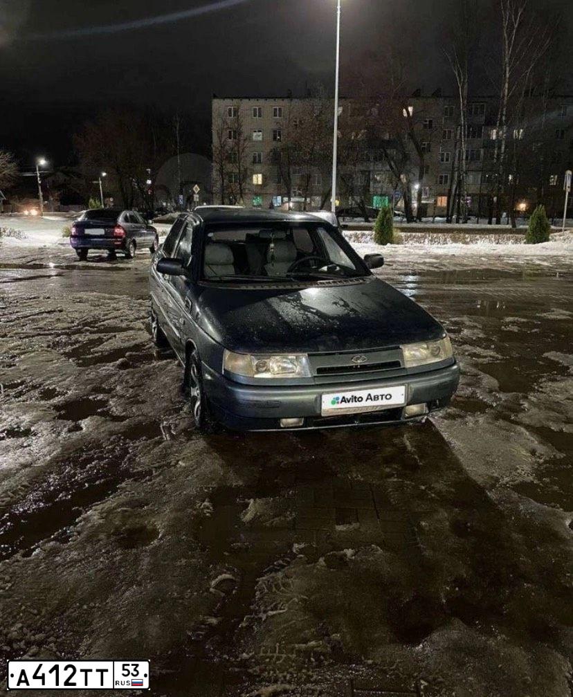 Фото автомобиля LADA 2110 LADA, 2000 — госномер А412ТТ53. Цвет: Серо-Синий