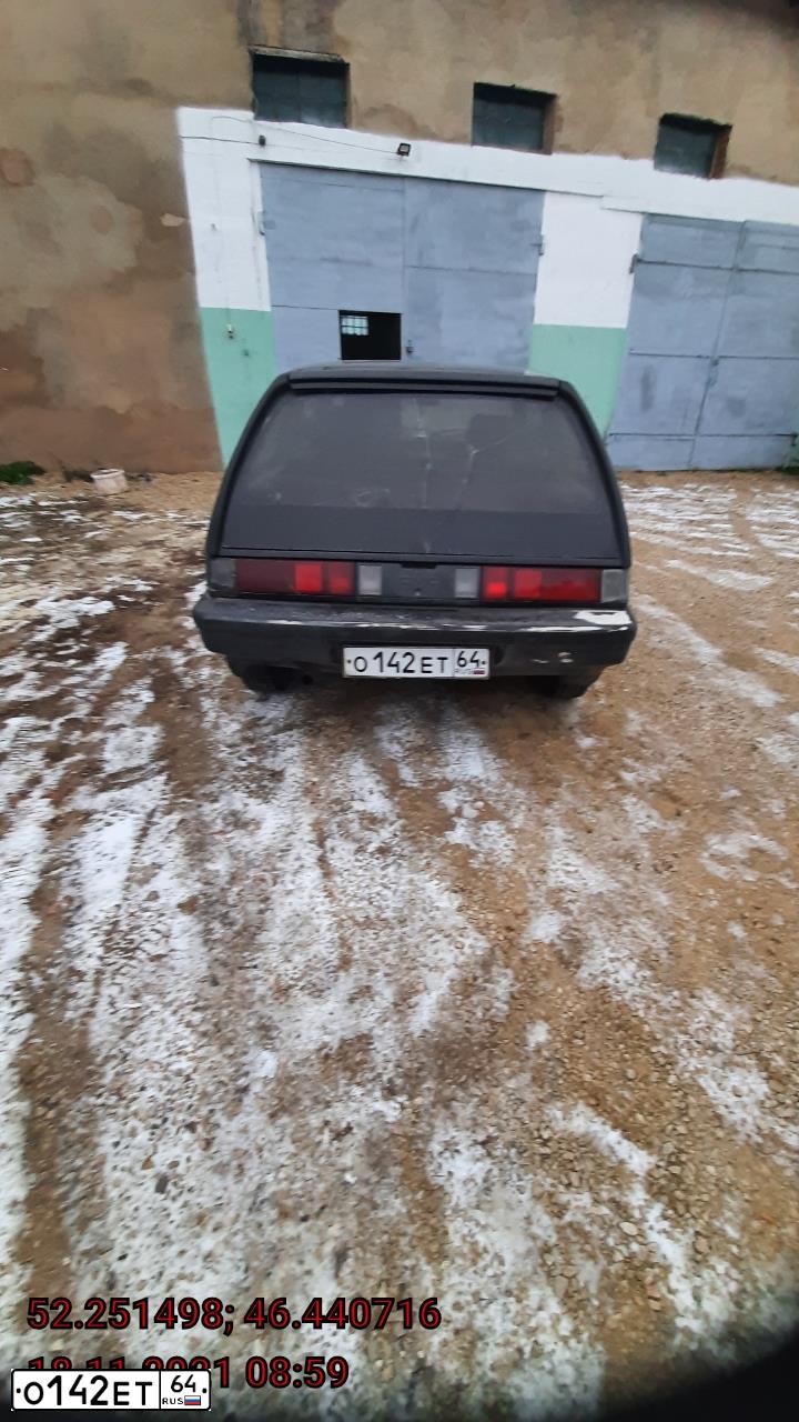 Фото автомобиля HONDA CIVIC, 1984 — госномер О142ЕТ64. Цвет: ЧЕРНЫЙ