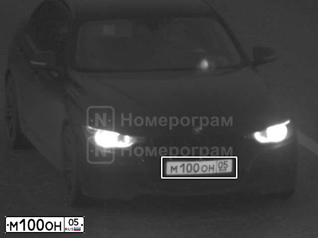 Фото автомобиля MERCEDES-BENZ CLS-KLASSE, 2005 — госномер Е163КЕ193. Цвет: ЧЕРНЫЙ