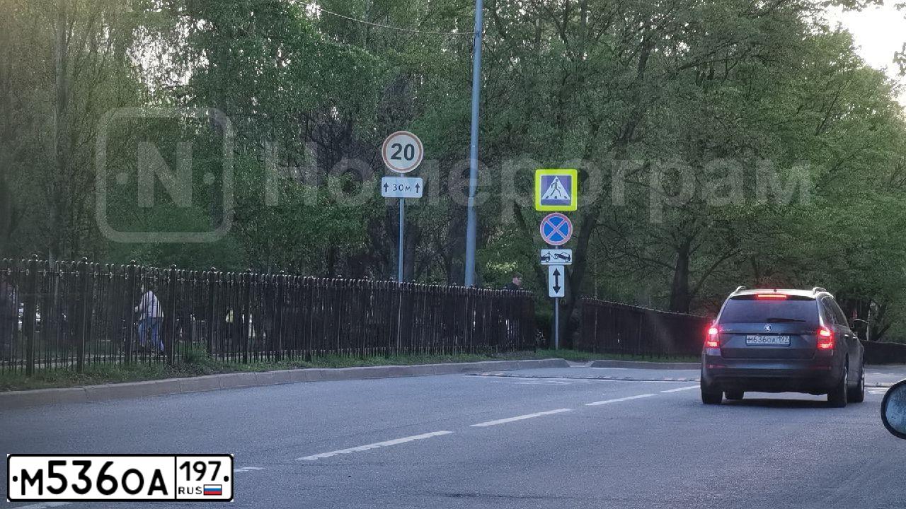 Фото автомобиля BMW 325I, 2005 — госномер О950ОХ797