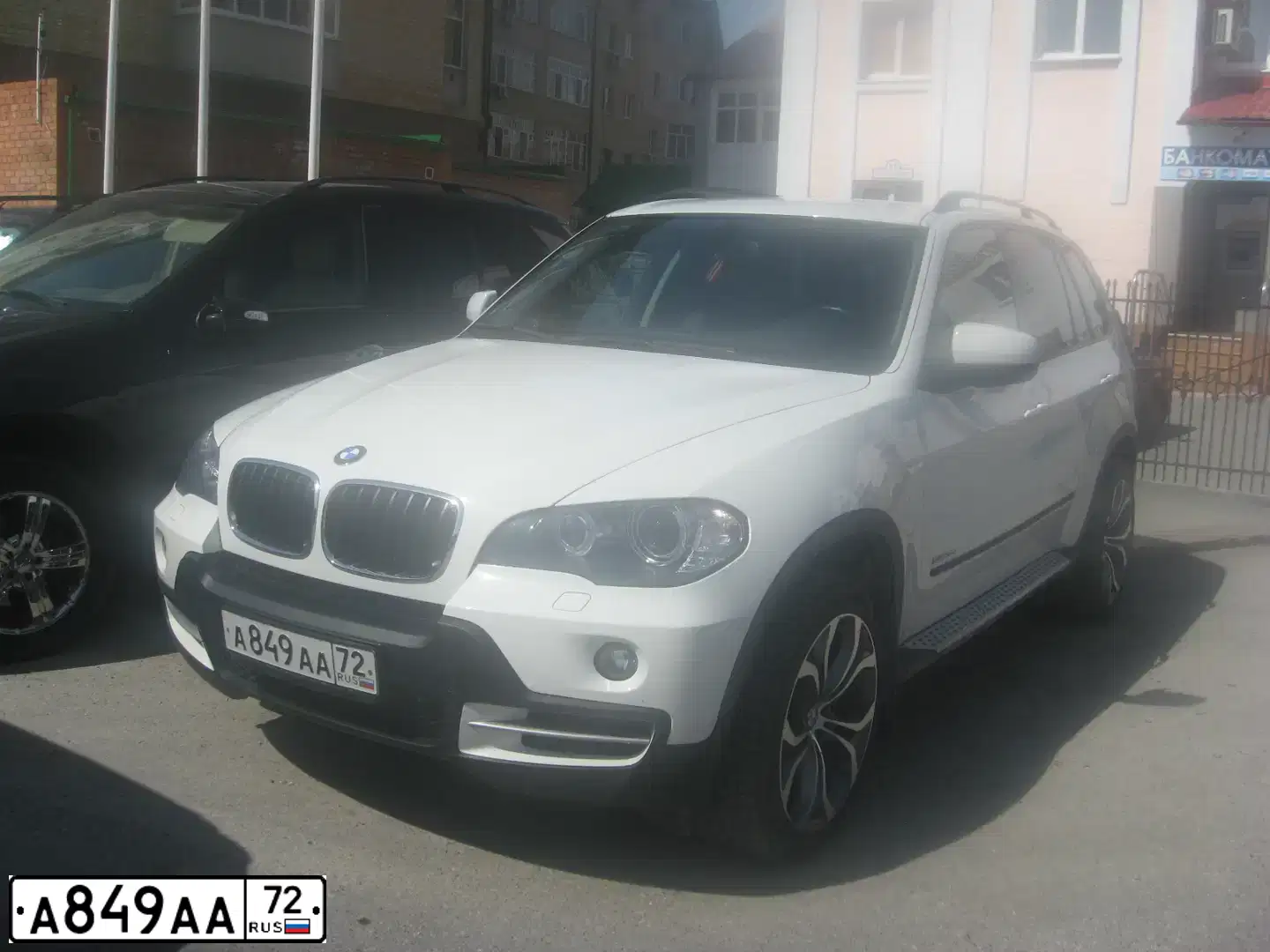 Фото автомобиля BMW X5, 2009 — госномер Х509СК72