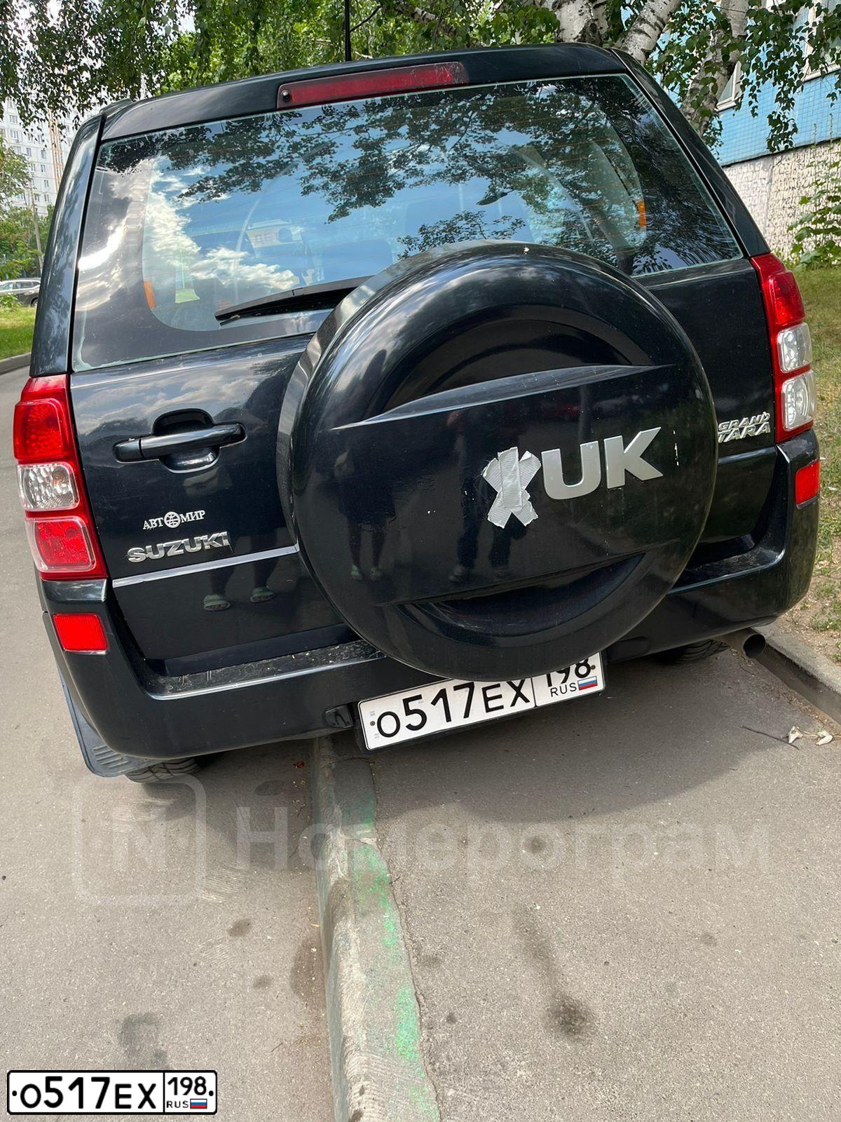 Фото автомобиля SUZUKI /GRAND/ VITARA, 2008 — госномер О517ЕХ198. Цвет: ЧЕРНЫЙ