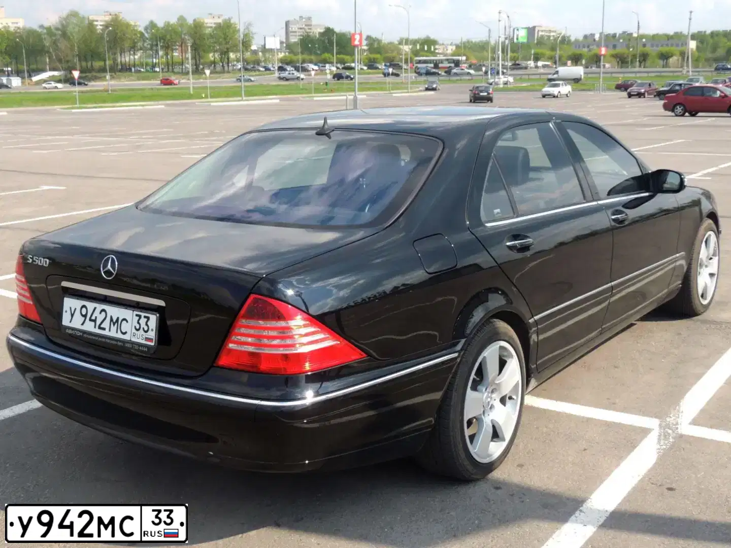 Фото автомобиля MERCEDES S-KLASSE, 2004 — госномер У942МС33. Цвет: ЧЕРНЫЙ
