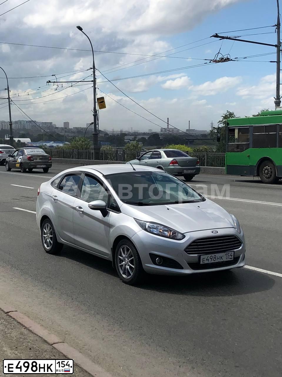 Фото автомобиля FORD FIESTA / ASPIRE, 2016 — госномер Е498НК154