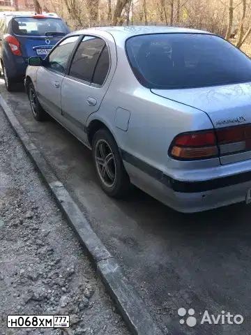 Фото автомобиля NISSAN MAXIMA, 1996 — госномер Р585ВО550