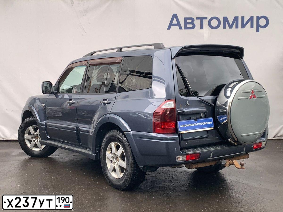 Фото автомобиля MITSUBISHI PAJERO, 2005 — госномер А089ТМ790. Цвет: ТЕМНО-СЕРЫЙ
