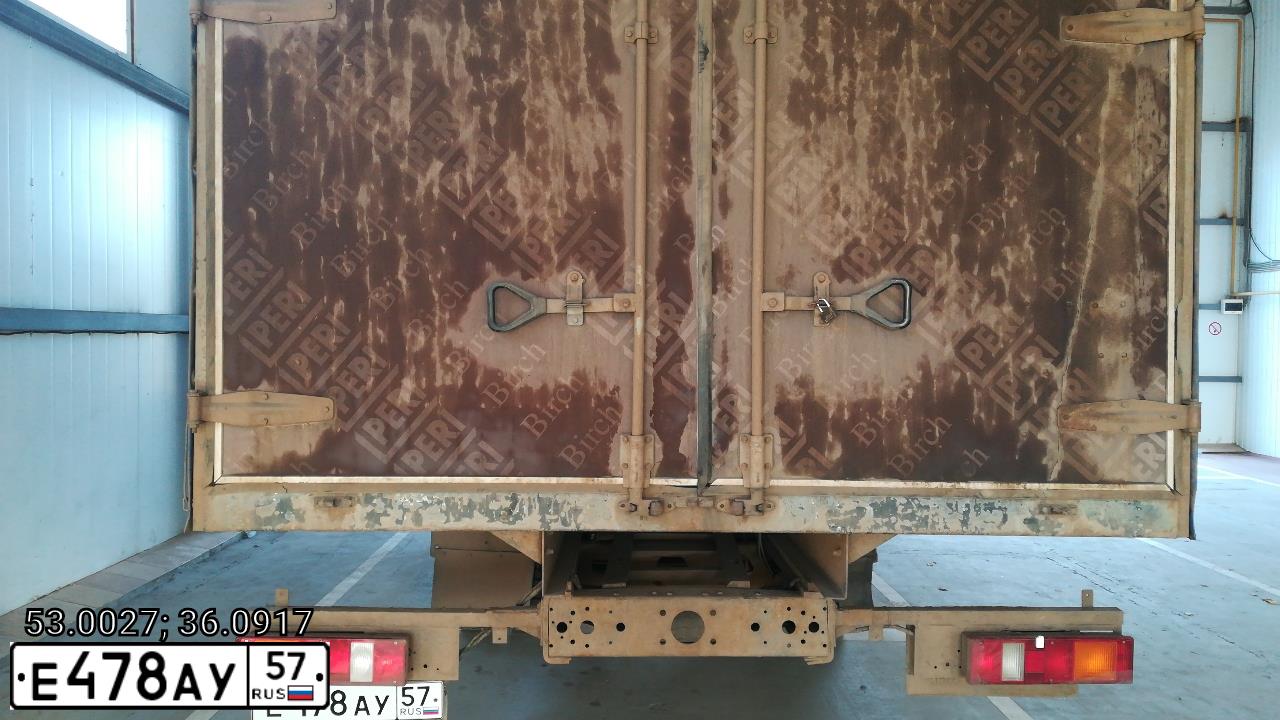 Фото автомобиля FOTON AUMAN, 2012 — госномер Е478АУ57. Цвет: Красный