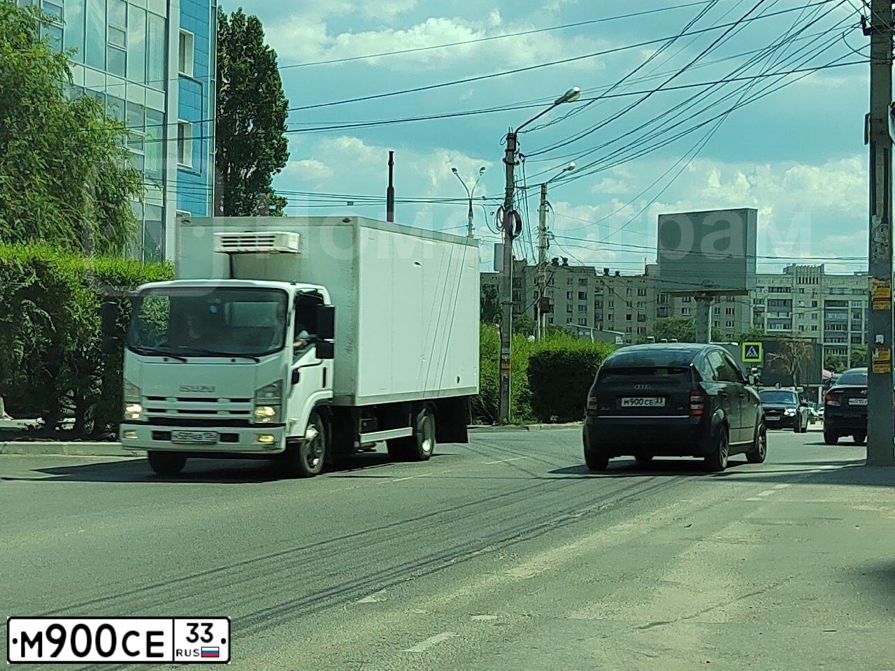 Фото автомобиля AUDI A2, 2001 — госномер Х806СВ31. Цвет: ЧЕРНЫЙ