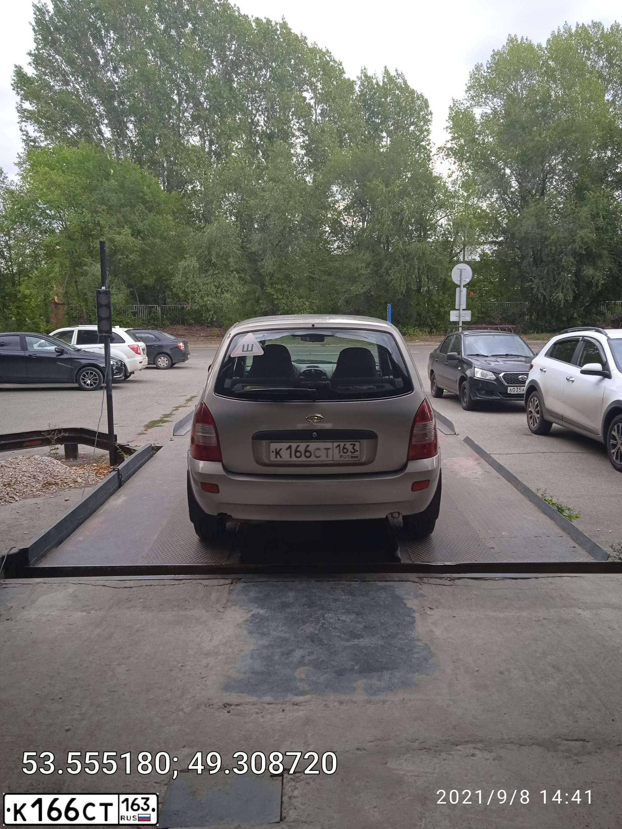 Фото автомобиля LADA 1117 KALINA, 2008 — госномер К166СТ163. Цвет: СЕРЕБРИСТЫЙ