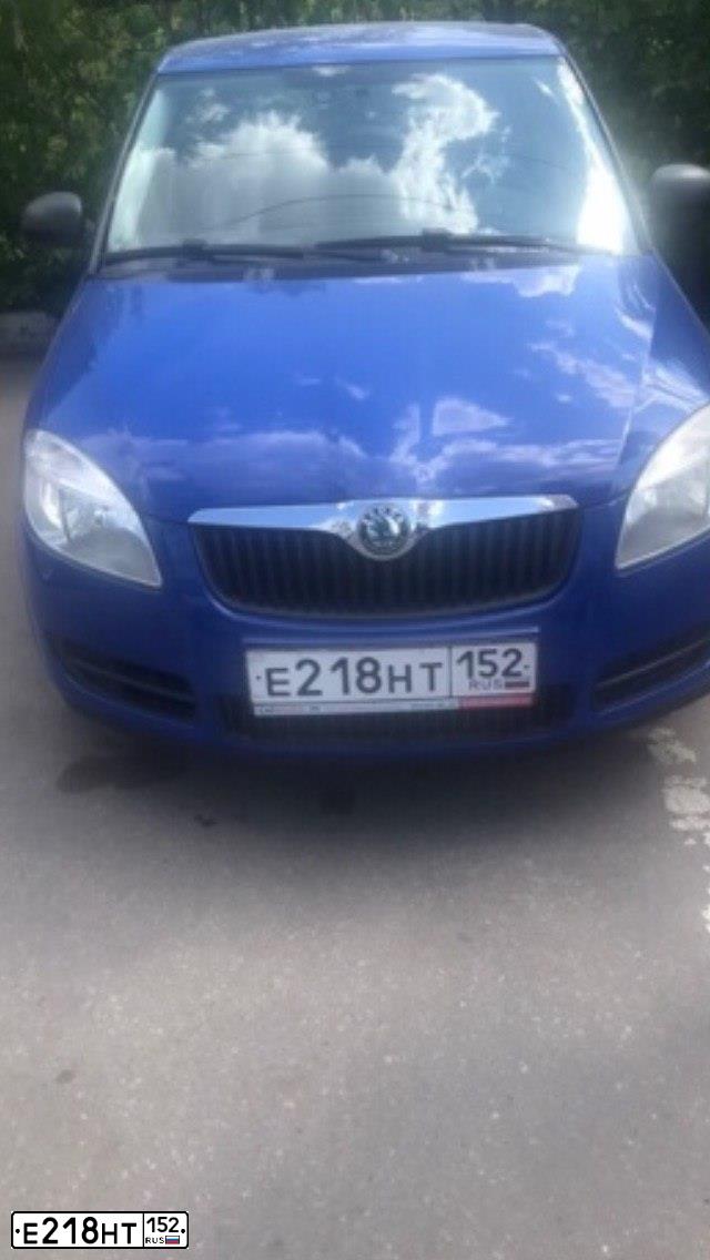 Фото автомобиля SKODA FABIA, 2007 — госномер Е218НТ152. Цвет: синий