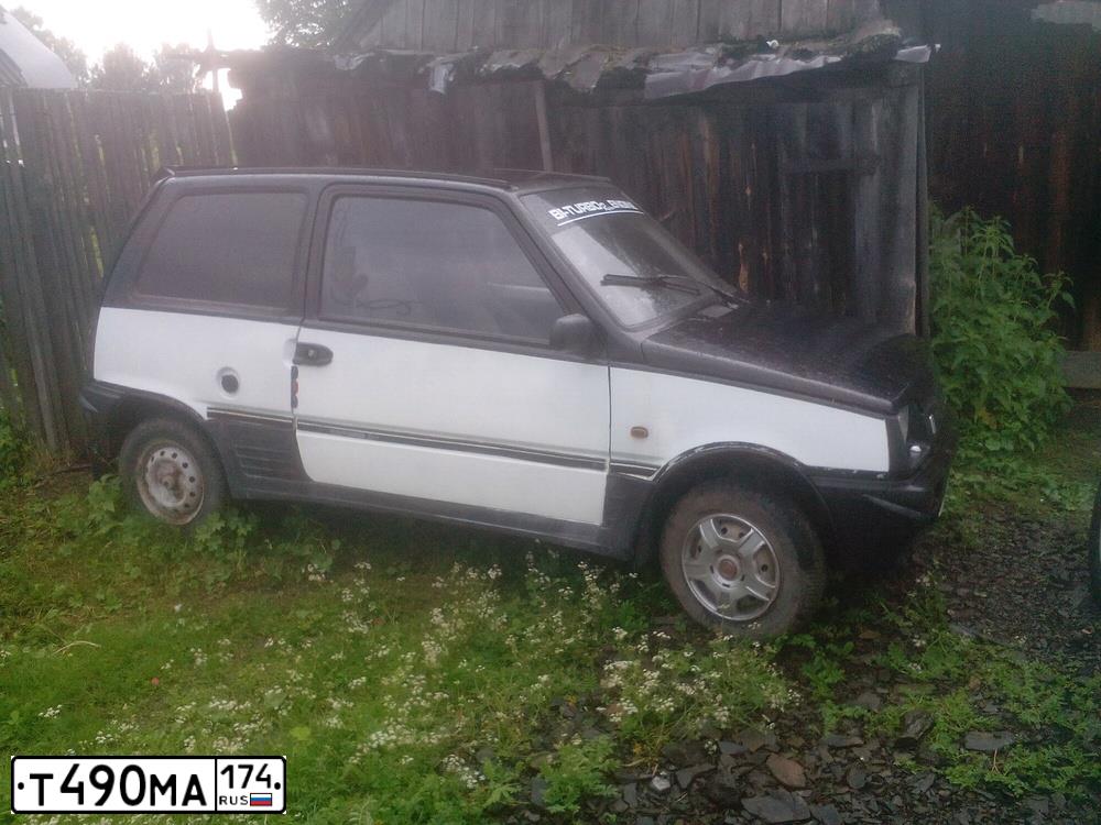 Фото автомобиля SEAZ OKA, 2001 — госномер Р630ВО174. Цвет: ЧЕРНО-БЕЛЫЙ