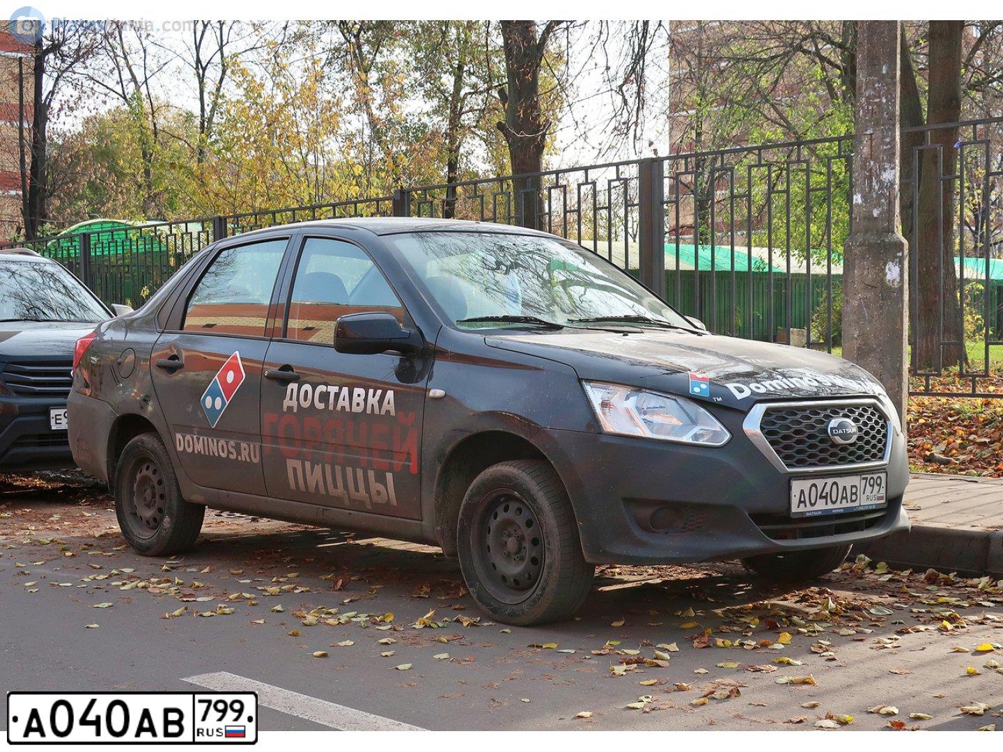 Фото автомобиля SEAZ OKA, 2003 — госномер Р595КН40. Цвет: ЗЕЛЕНЫЙ САД