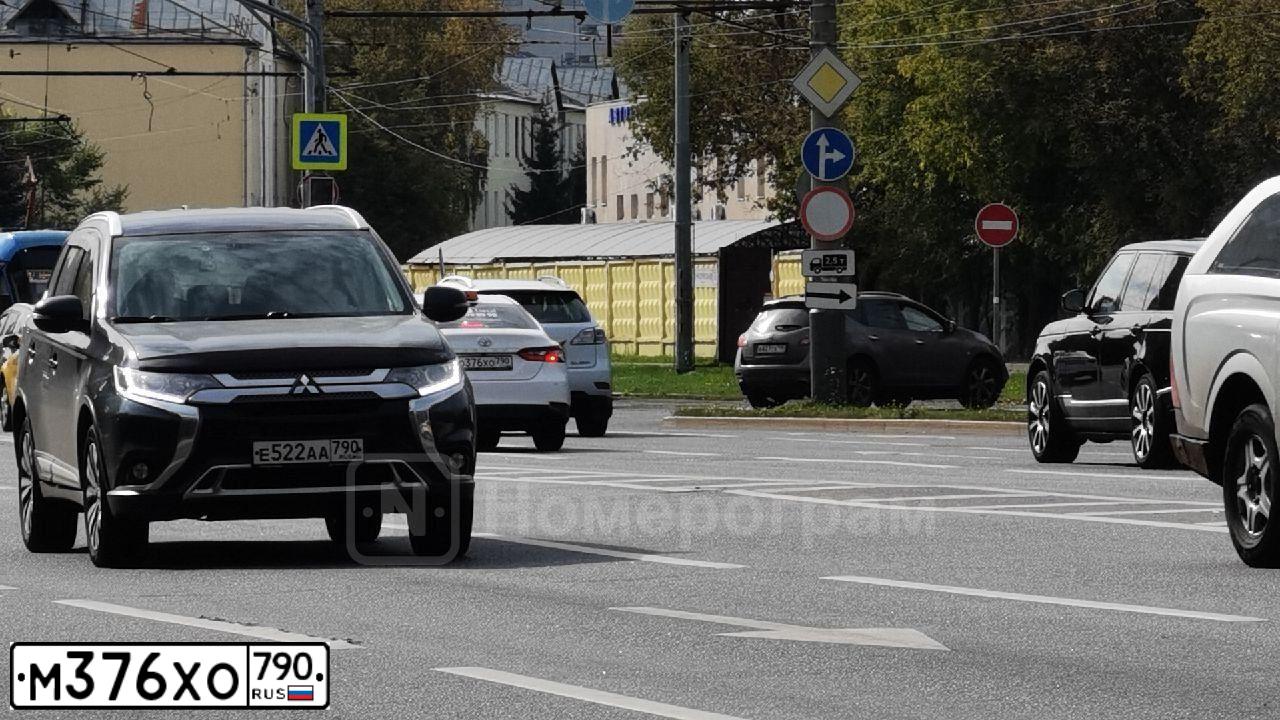 Фото автомобиля OPEL ASTRA, 2008 — госномер М112ТК134. Цвет: БЕЖЕВЫЙ