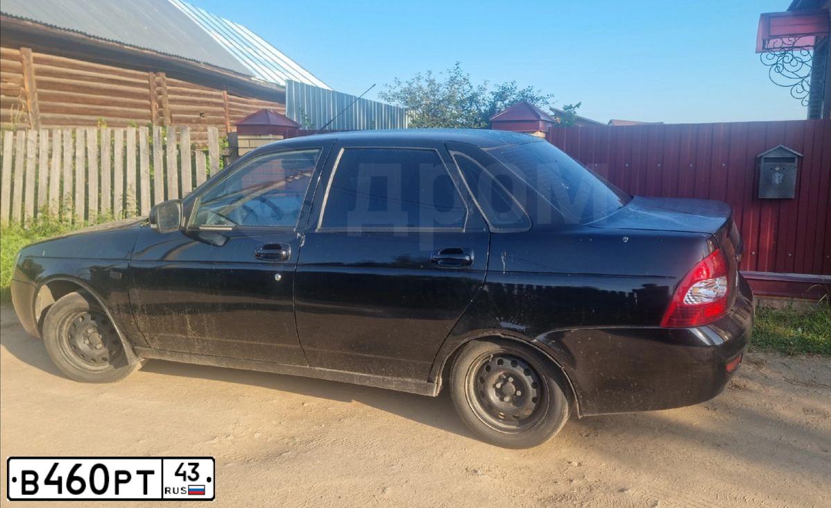 Фото автомобиля LADA 2170 PRIORA, 2009 — госномер В460РТ43. Цвет: Сине-Черный