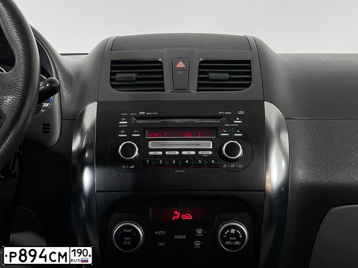 Фото автомобиля SUZUKI SX4, 2011 — госномер С913ВТ977. Цвет: Оранжевый