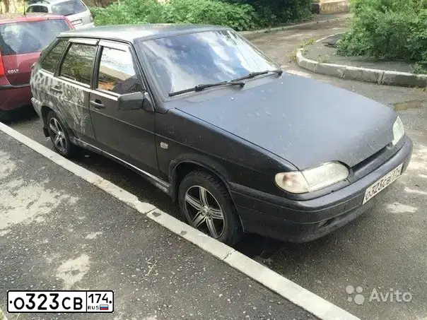 Фото автомобиля LADA 2114 SAMARA, 2008 — госномер О323СВ174. Цвет: ГРАФИТИВЫЙ МЕТАЛЛИК