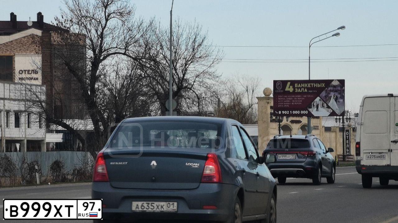 Фото автомобиля MERCEDES CLS-KLASSE, 2005 — госномер Х660ТК05. Цвет: Серебристый