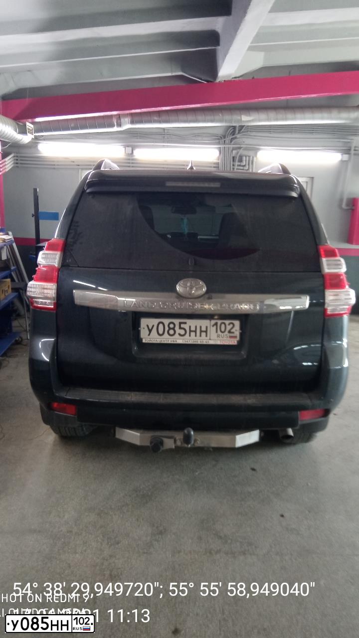 Фото автомобиля TOYOTA LANDCRUISER, 2017 — госномер У085НН102. Цвет: ТЕМНО СЕРЫЙ