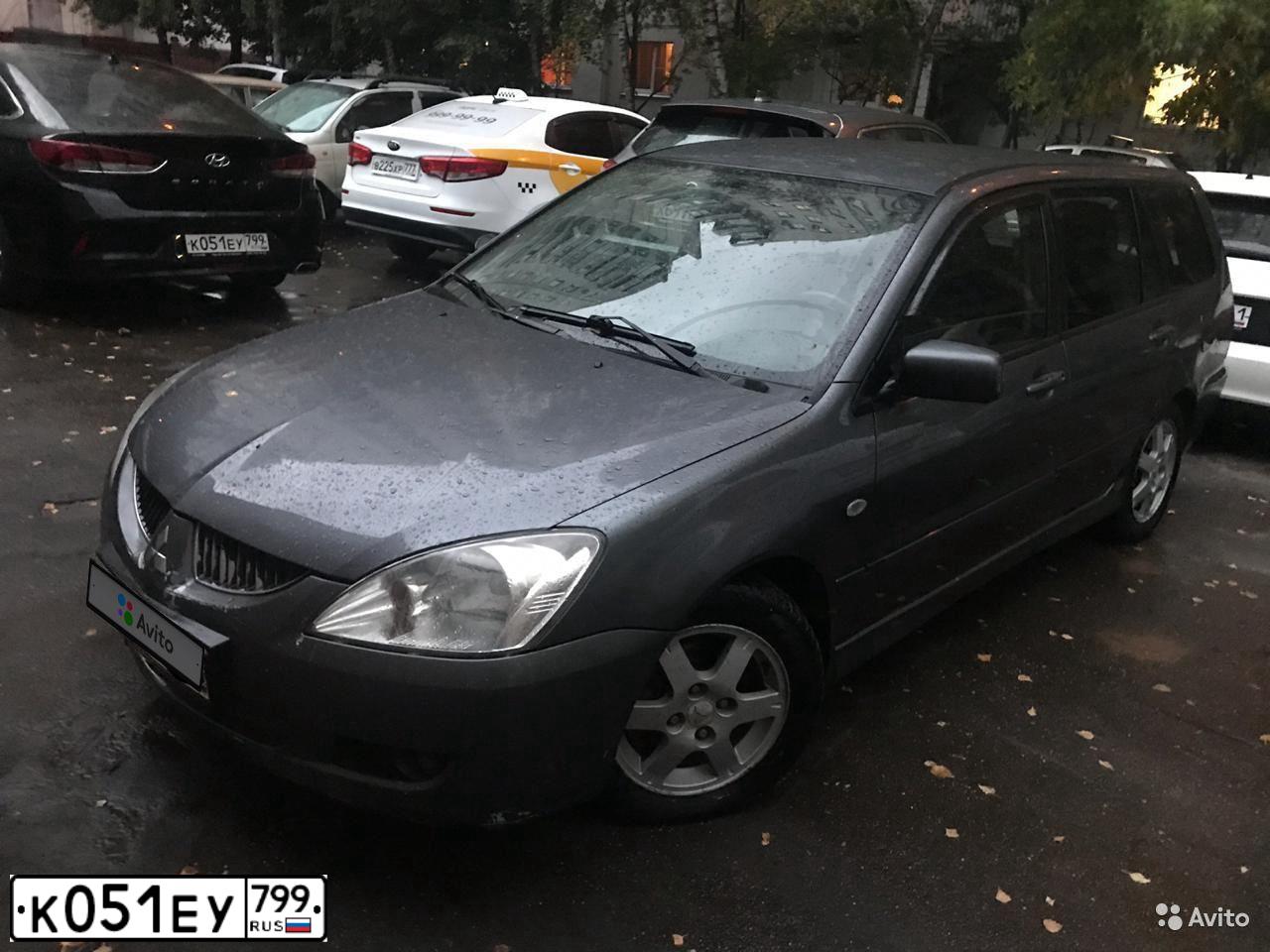 Фото автомобиля HYUNDAI SONATA, 2018 — госномер К051ЕУ799. Цвет: ЧЕРНЫЙ