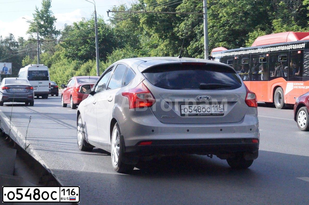 Фото автомобиля FORD FOCUS, 2011 — госномер О548ОС116. Цвет: СЕРО-ГОЛУБОЙ
