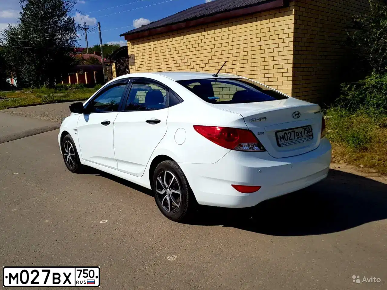 Фото автомобиля HYUNDAI SOLARIS, 2013 — госномер С900ЕН323. Цвет: Белый