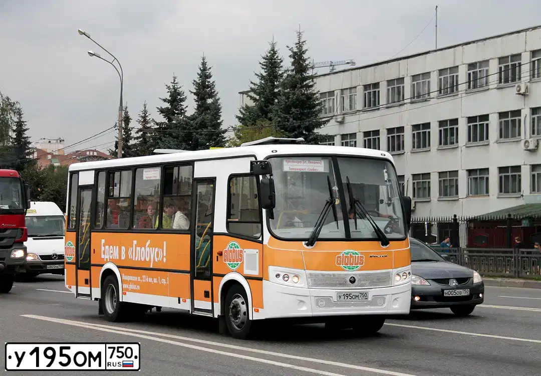 Фото автомобиля PAZ 3204, 2017 — госномер У674ВТ31. Цвет: БЕЛЫЙ