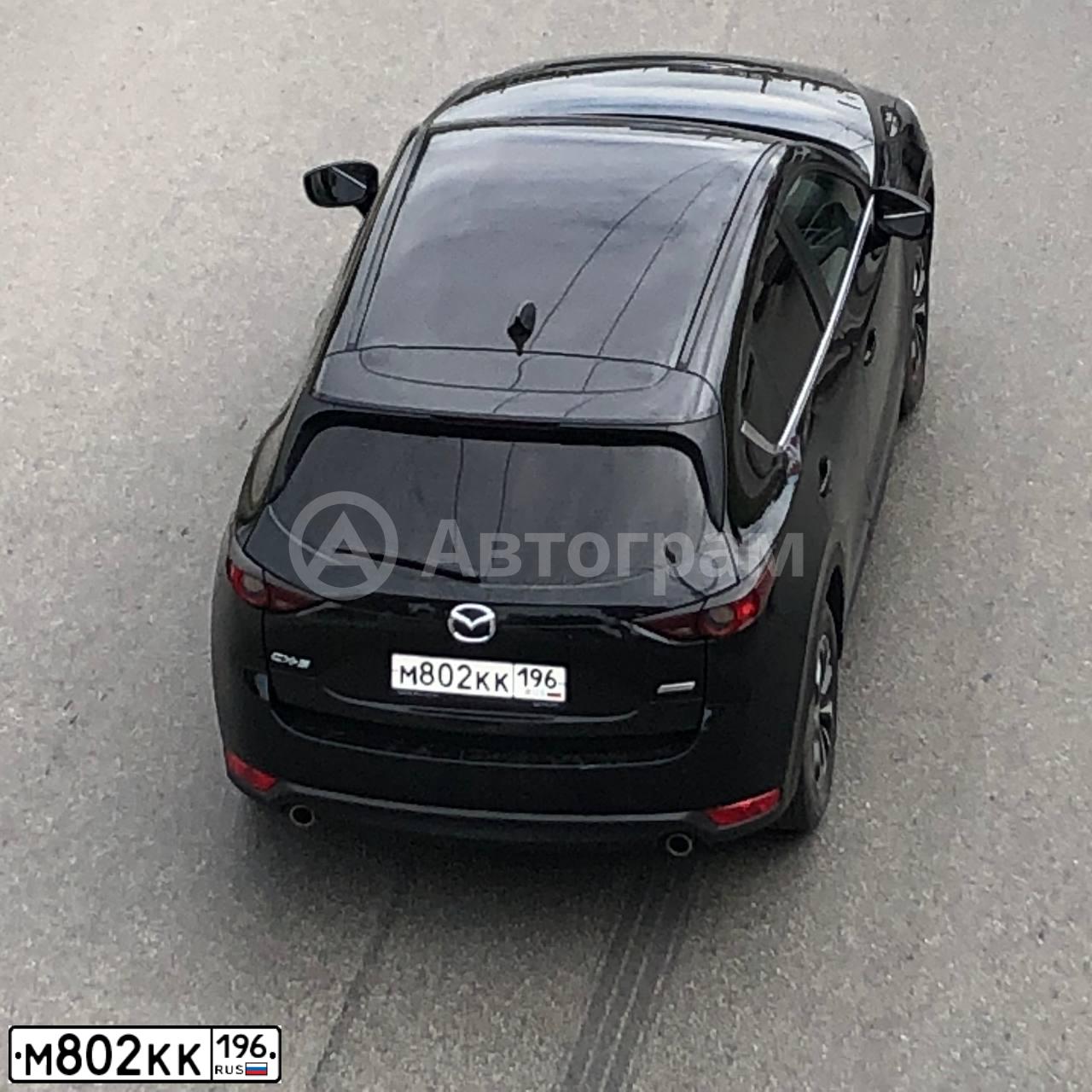Фото автомобиля MAZDA CX-5, 2019 — госномер М802КК196. Цвет: ЧЕРНЫЙ
