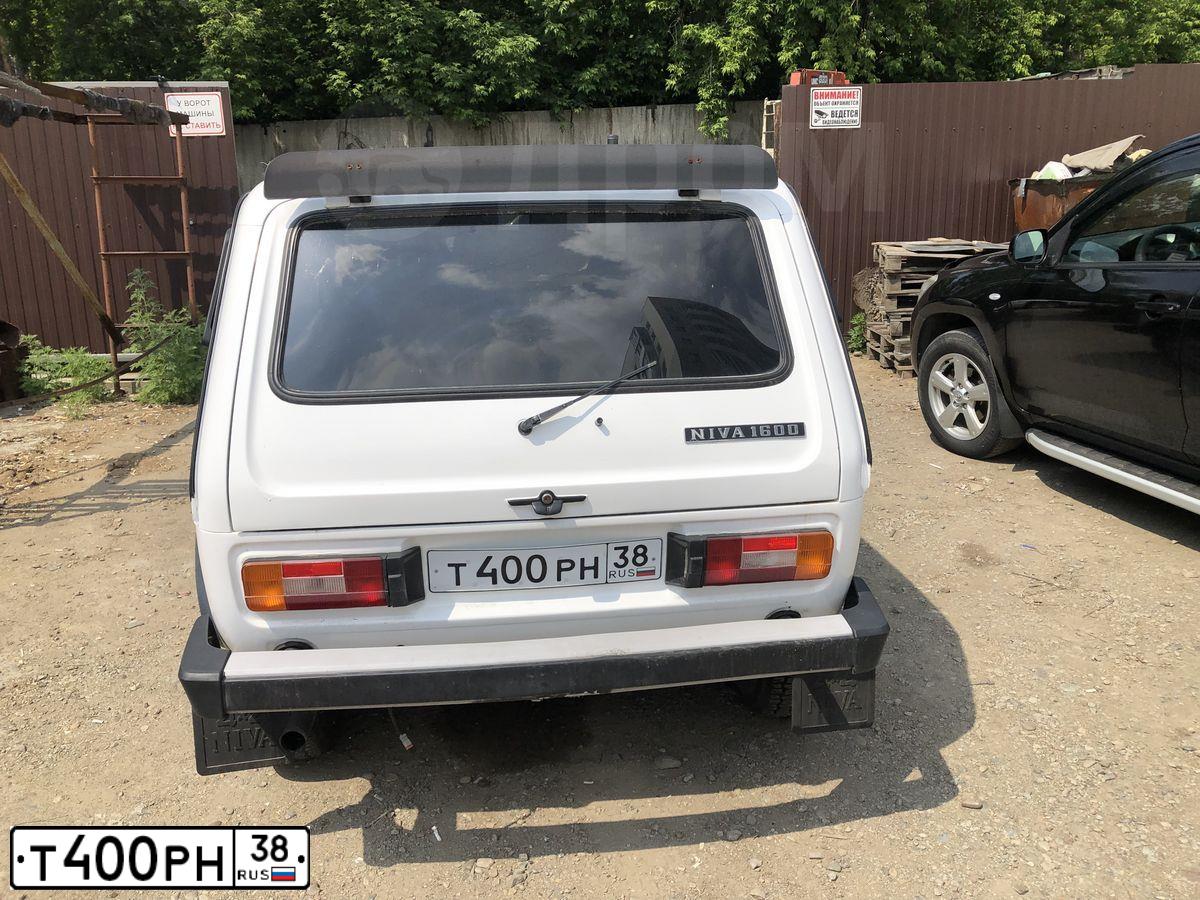 Фото автомобиля TOYOTA LAND CRUISER, 2004 — госномер Р177НА03. Цвет: СЕРЕБРИСТЫЙ