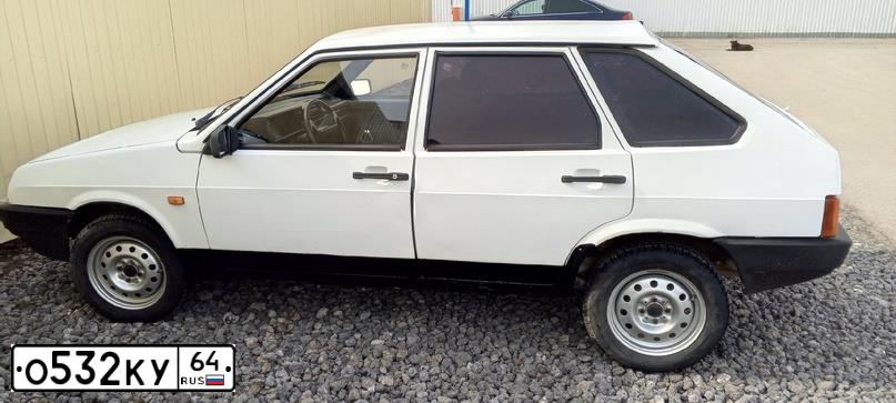 Фото автомобиля LADA 2109 SAMARA, 1998 — госномер О532КУ64. Цвет: ЯРКО БЕЛЫЙ