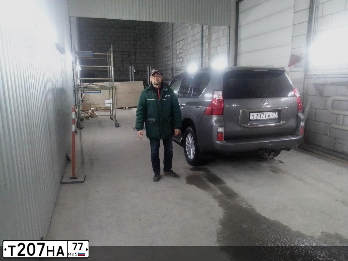 Фото автомобиля LADA 2104, 1995 — госномер Т207НА77. Цвет: ТЕМНО-СИНИЙ