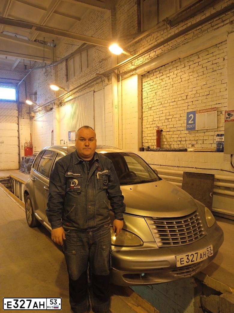 Фото автомобиля CHRYSLER PT CRUISER, 2001 — госномер А444ТА53. Цвет: СЕРЕБРИСТЫЙ