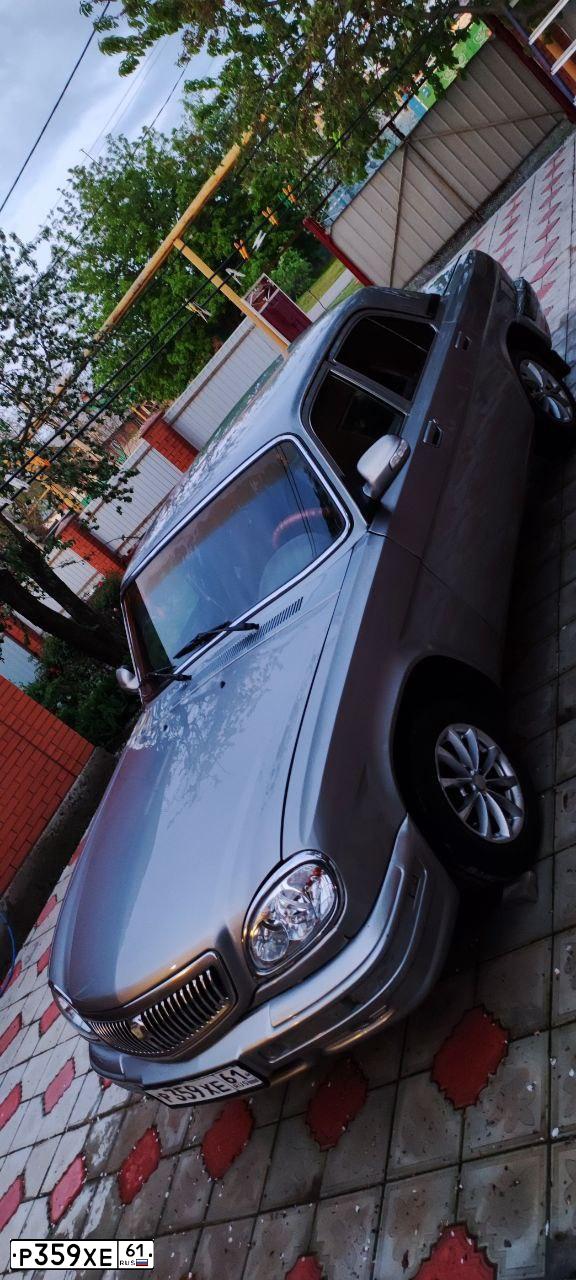 Фото автомобиля GAZ Z 3110 WOLGA, 2006 — госномер А615НУ61. Цвет: СИЛЬВЕР