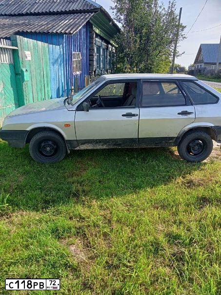 Фото автомобиля LADA 2109 SAMARA, 2002 — госномер Х777ОХ72. Цвет: Серебристый