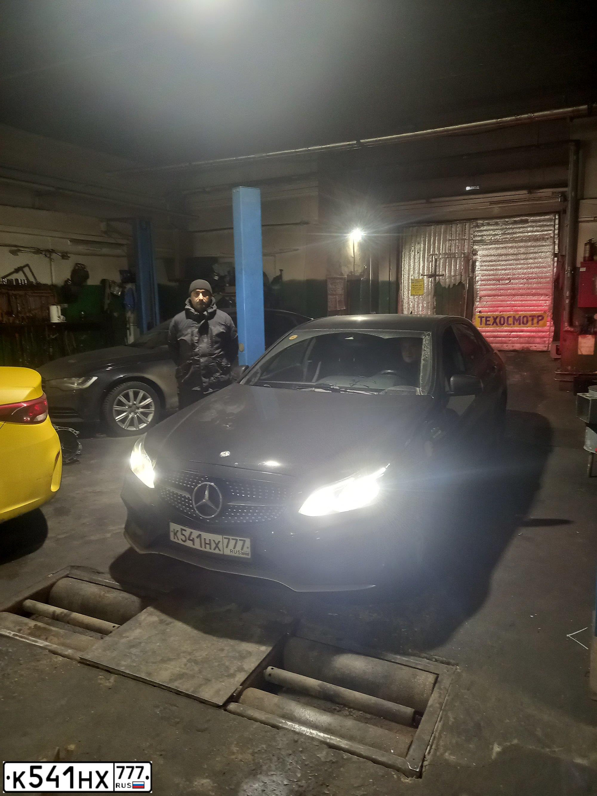 Фото автомобиля MERCEDES-BENZ E-CLASS, 2015 — госномер Х224РВ37. Цвет: ЧЕРНЫЙ
