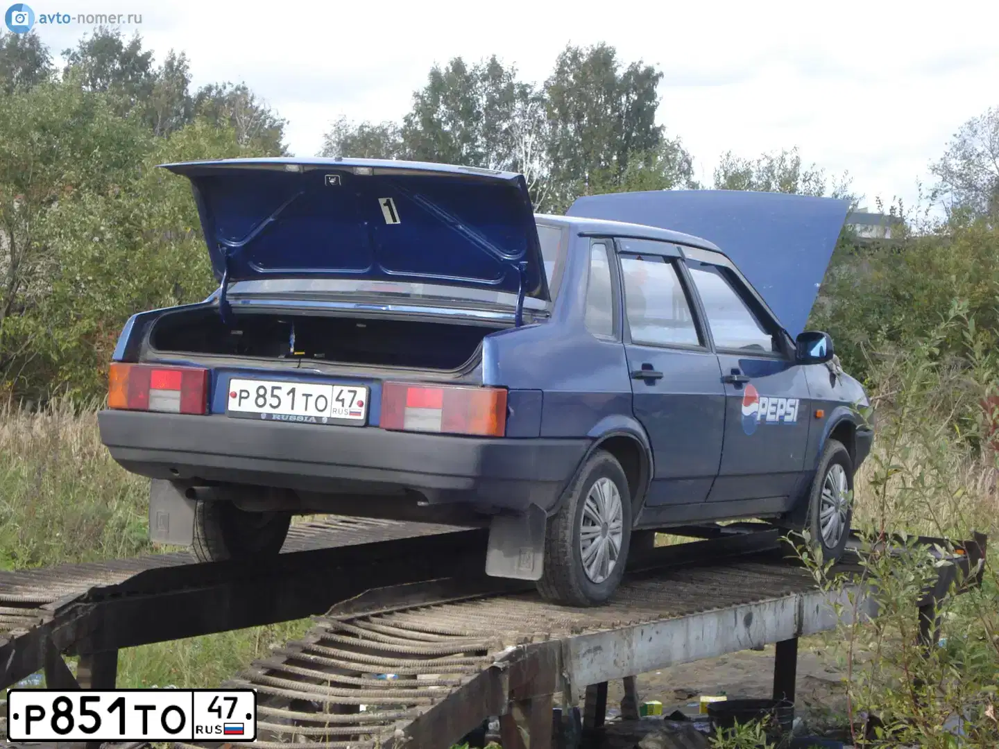 Фото автомобиля PEUGEOT 4007, 2008 — госномер Р851ТО47. Цвет: ЧЕРНЫЙ
