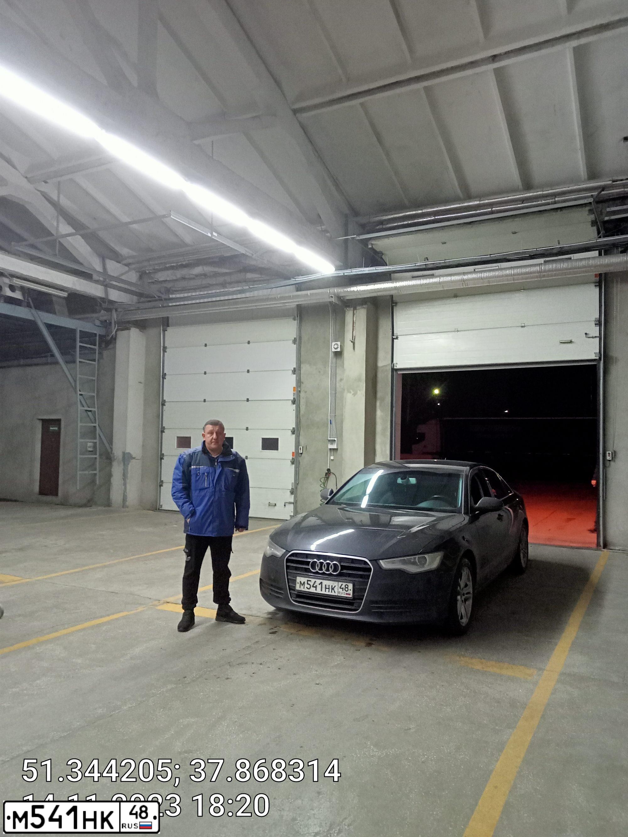 Фото автомобиля AUDI A6, 2013 — госномер М541НК48. Цвет: ЧЕРНЫЙ