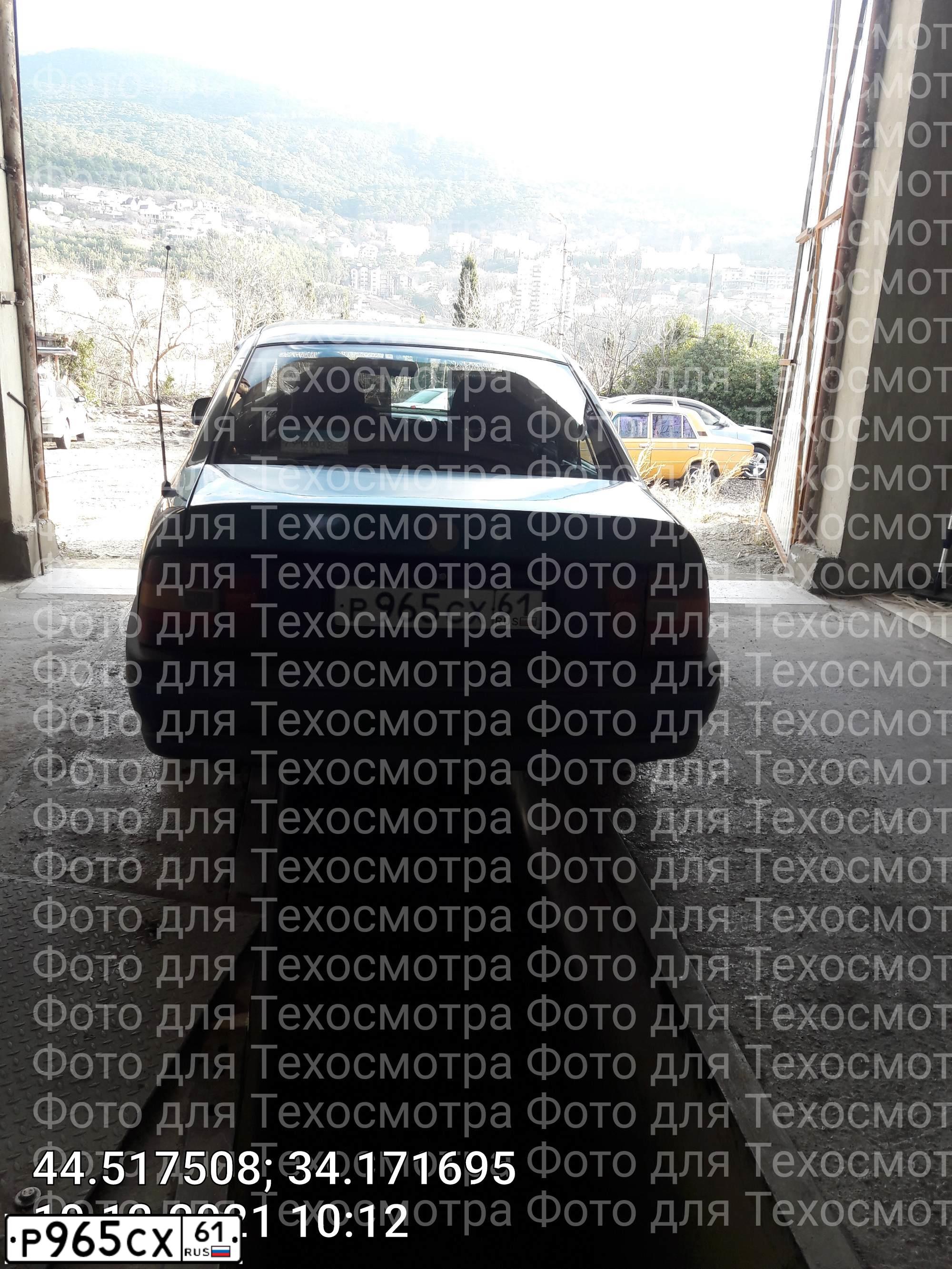 Фото автомобиля OPEL VECTRA, 1995 — госномер М014НХ82. Цвет: ЗЕЛЕНЫЙ