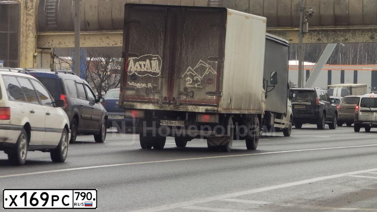 Фото автомобиля HYUNDAI MIGHTY, 2012 — госномер Х169РС790. Цвет: Белый
