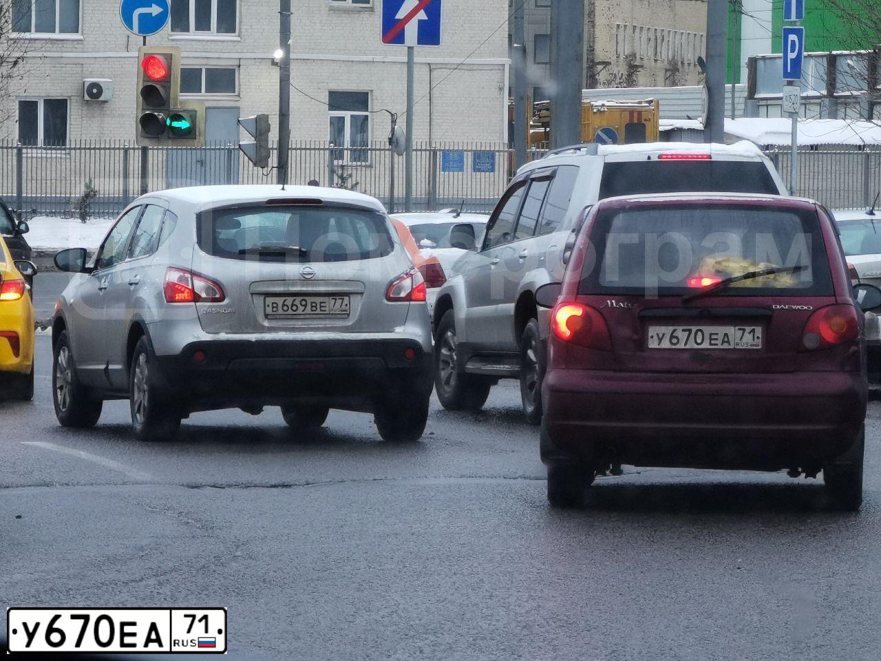 Фото автомобиля DAEWOO MATIZ, 2009 — госномер А737СХ35. Цвет: СПЕЛАЯ ВИШНЯ
