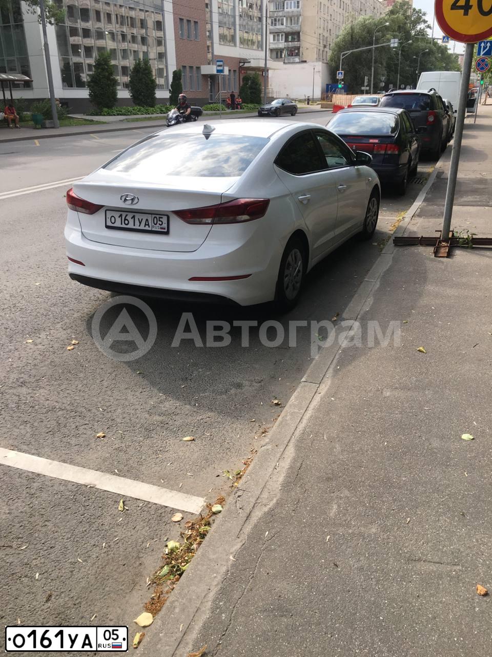 Фото автомобиля HYUNDAI ELANTRA, 2017 — госномер О161УА05. Цвет: Белый
