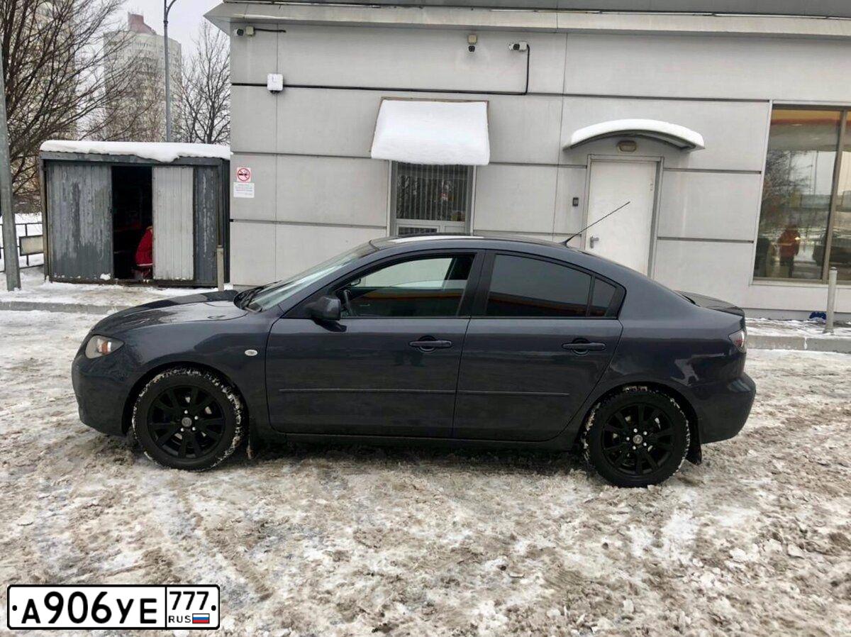 Фото автомобиля MAZDA 3, 2007 — госномер А906УЕ777. Цвет: СЕРЫЙ ТЕМНЫЙ