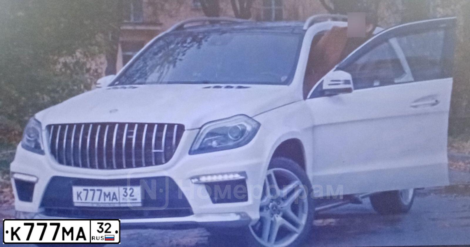 Фото автомобиля VOLKSWAGEN PASSAT, 2000 — госномер К777МА32. Цвет: КРАСНЫЙ