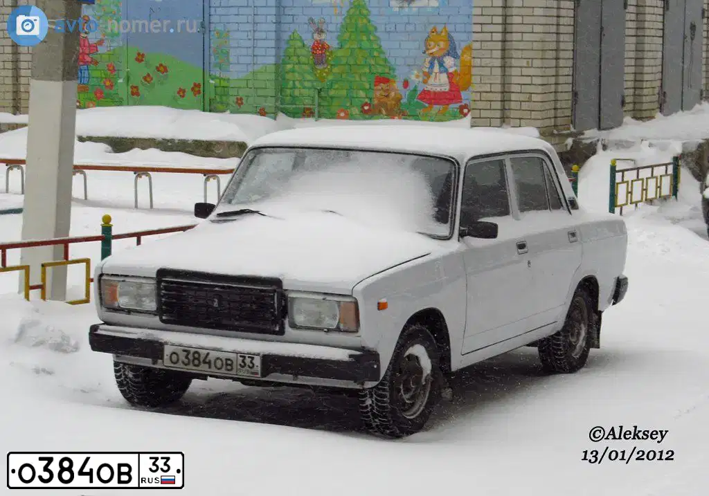 Фото автомобиля LADA 2107, 2007 — госномер О384ОВ33. Цвет: БЕЛЫЙ