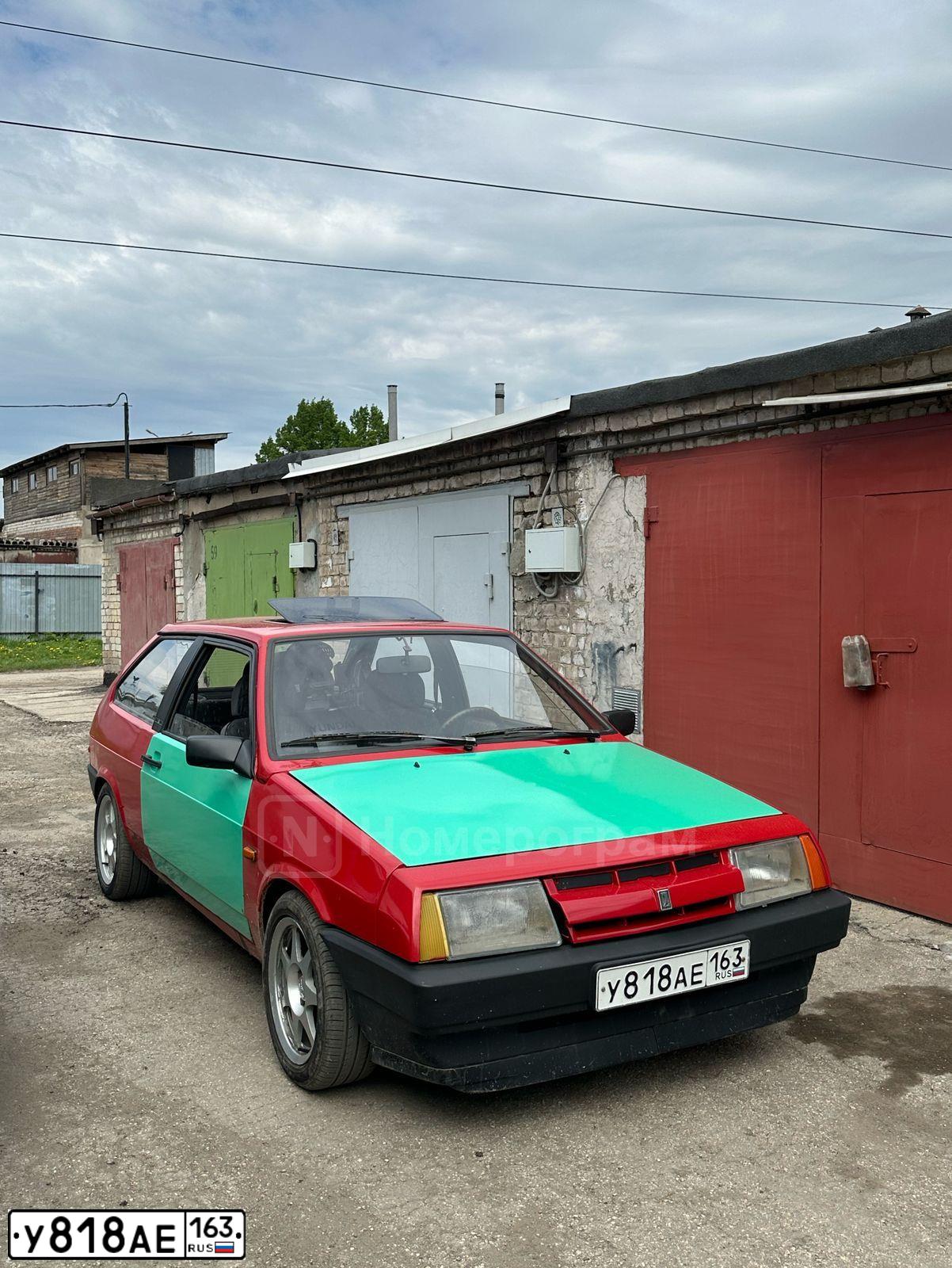Фото автомобиля LADA 2108 SAMARA, 1989 — госномер У818АЕ163. Цвет: Красный