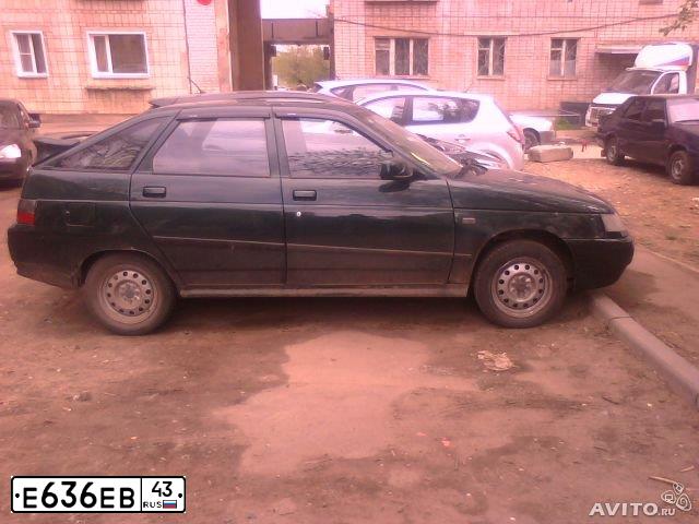 Фото автомобиля LADA 2112, 2003 — госномер Е636ЕВ43. Цвет: Темно-зеленый