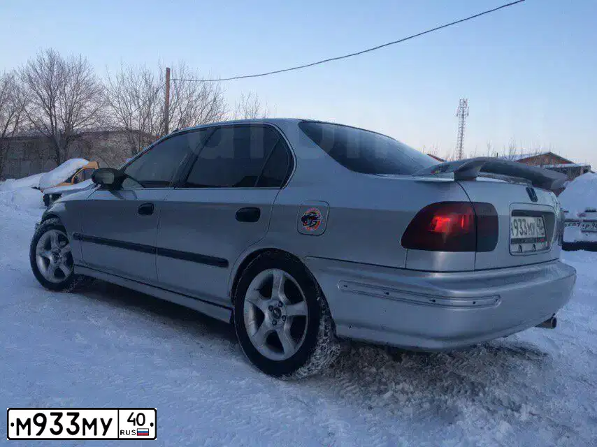 Фото автомобиля VOLKSWAGEN GOLF, 2002 — госномер Н883ХС750. Цвет: ЧЕРНЫЙ
