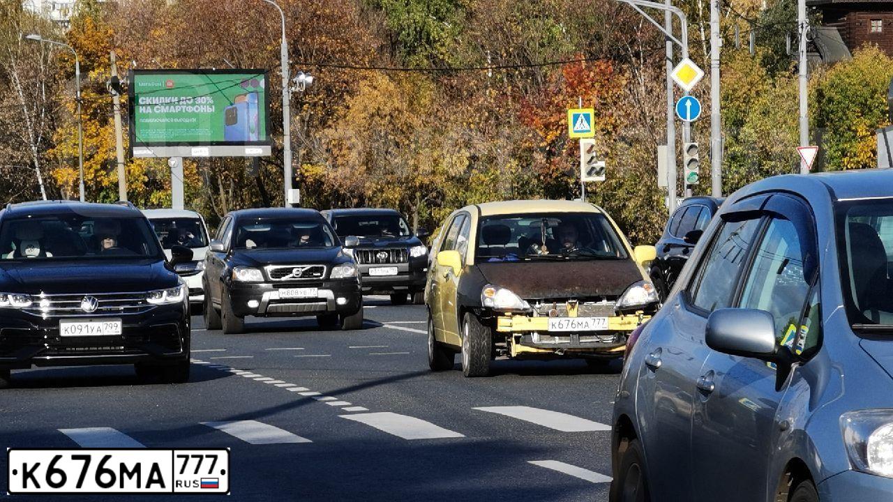 Фото автомобиля SUZUKI AERIO, 2002 — госномер К676МА777